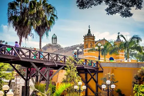 Tour centro histórico de Lima + cocina peruana + Barranco